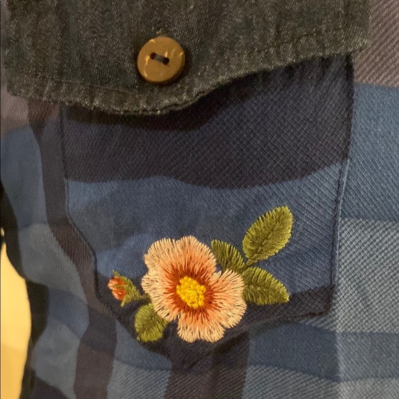 Floral Blue Women's Top - Picture 4 of 8